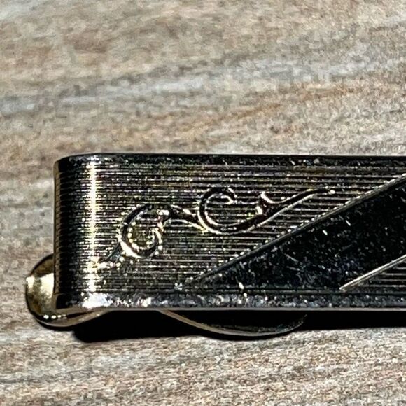 Vintage Etched Tie Clasp  Men’s Gold Tone Classic Old Money Classic Grandpa Core - Picture 4 of 6